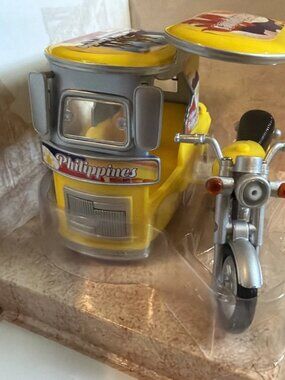 NEW Miniature Philippine Tricycle / Motorcycle & Sidecar souvenir - Yellow
